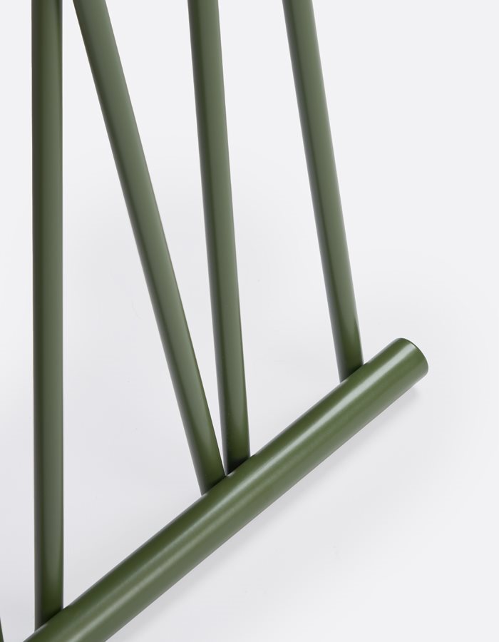 Traccia_DiningChair_Agave_Detail_03_G8346